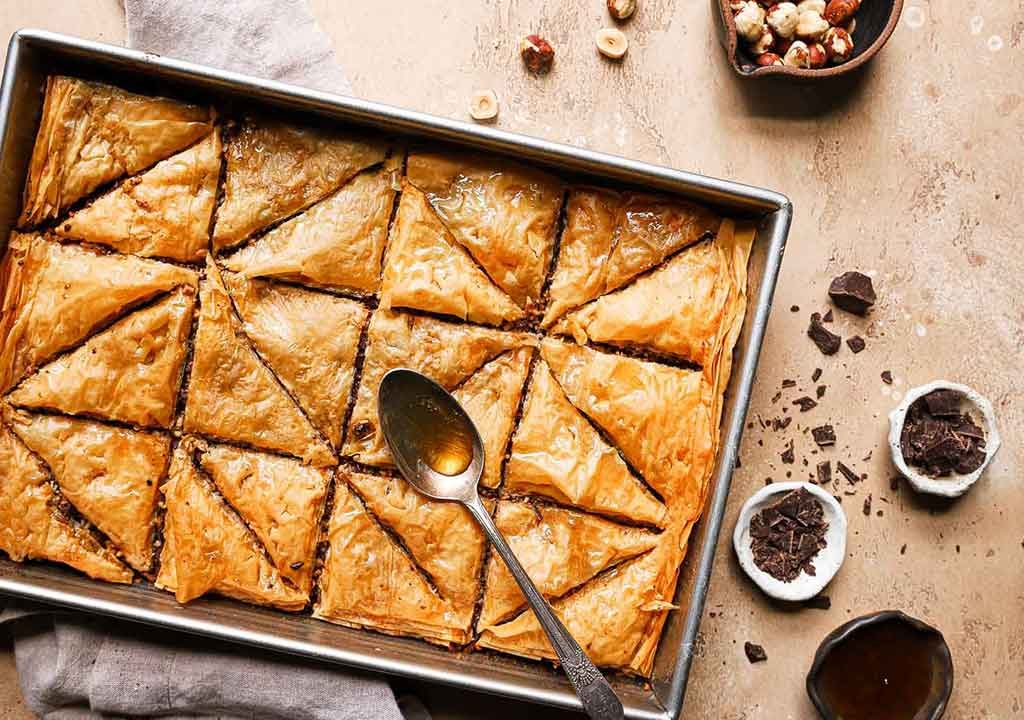 طرز تهیه باقلوای تبریز