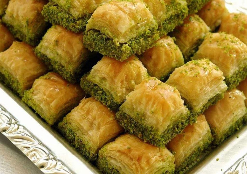 سفارش آنلاین باقلوا در اهواز
