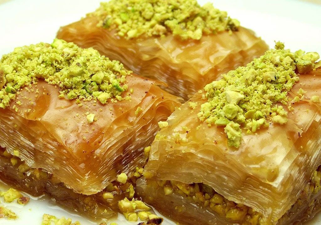 سفارش آنلاین باقلوا در اراک