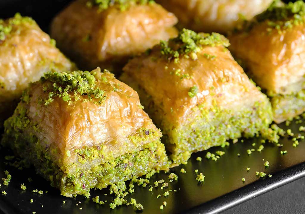 سفارش-آنلاین-باقلوا-در-شهرک-غرب