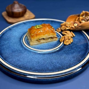 باقلوا او گردویی