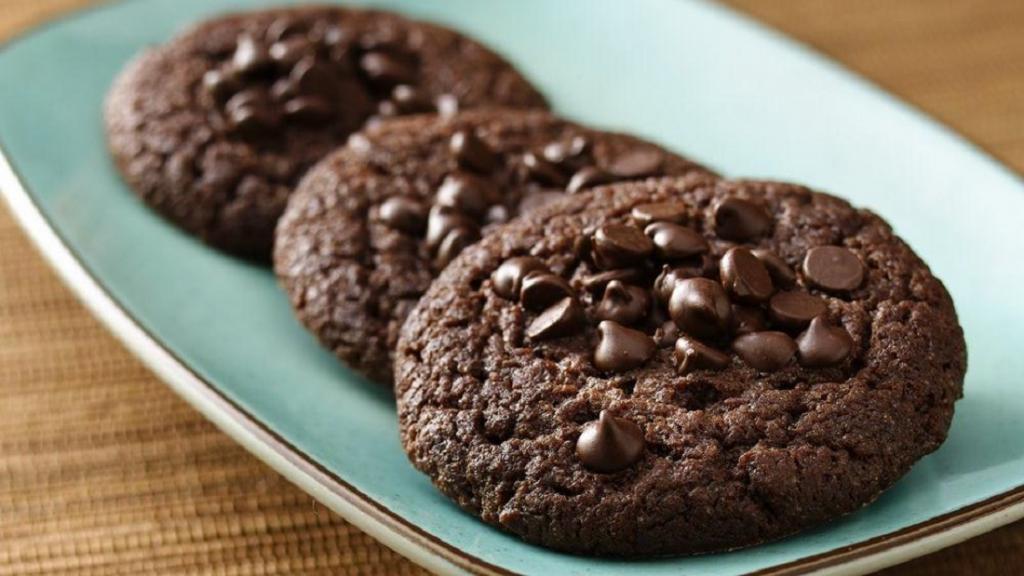 طرز تهیه کوکی شکلاتی نرم