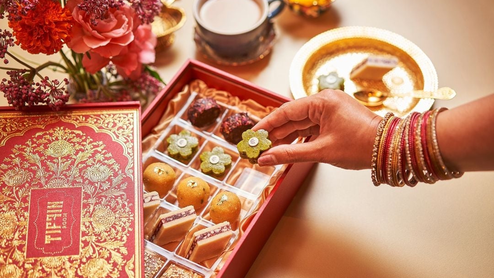 شیرینی بله برون